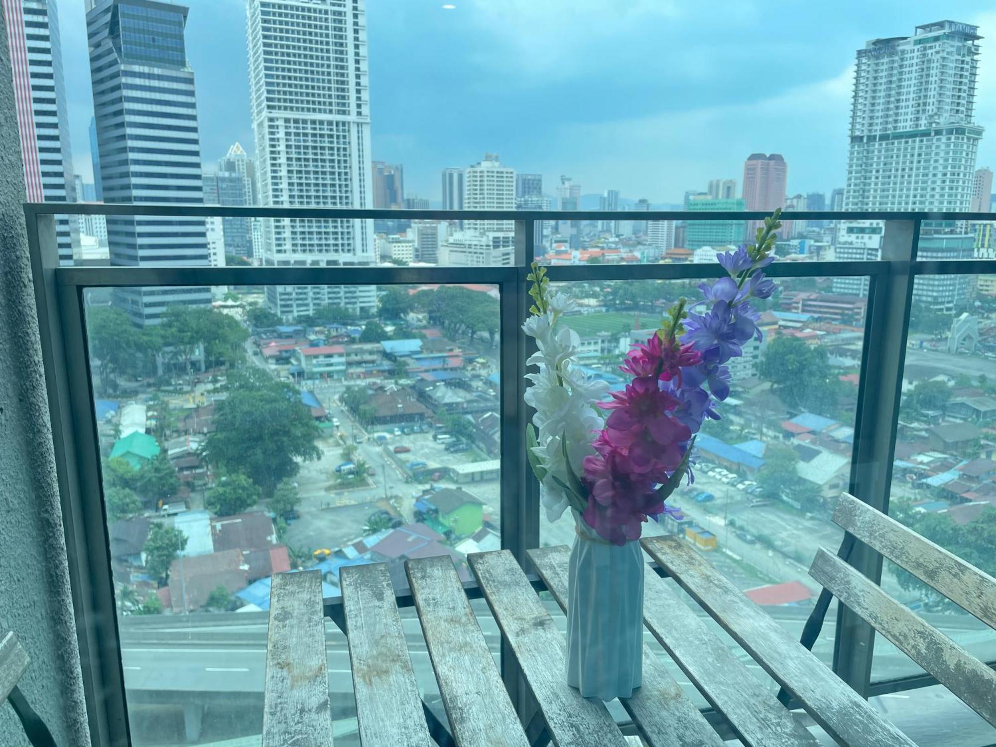 Mercu Summer Suite Klcc By Minshuku 쿠알라룸푸르 외부 사진