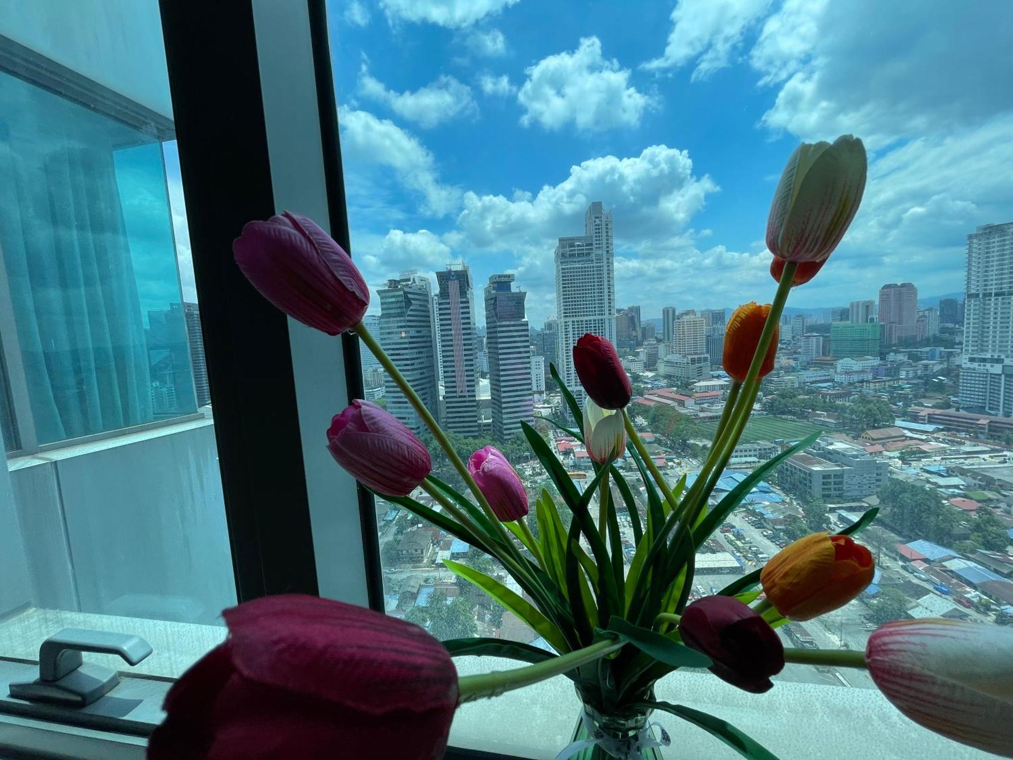 Mercu Summer Suite Klcc By Minshuku 쿠알라룸푸르 외부 사진